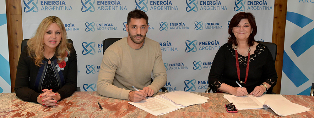 Energía Argentina y el BICE firmaron el contrato del fideicomiso para construir el Gasoducto Presidente Néstor Kirchner