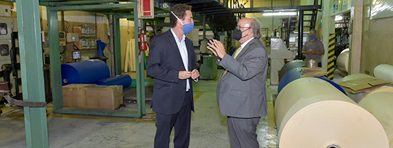 PyME bonaerense dedicada a la fabricación de cintas adhesivas invierte para cuadruplicar su producción y aumentar sus exportaciones  
