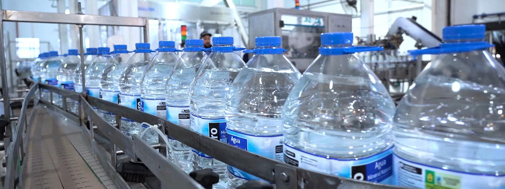 “Sierra de los Padres” aumenta 25% su producción de agua mineral con apoyo del BICE y el Programa CreAr del Ministerio de Economía